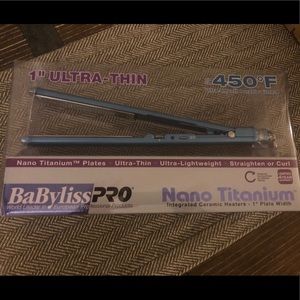 BaBylissPRO Nano Titanium Ultra-Thin Straightener